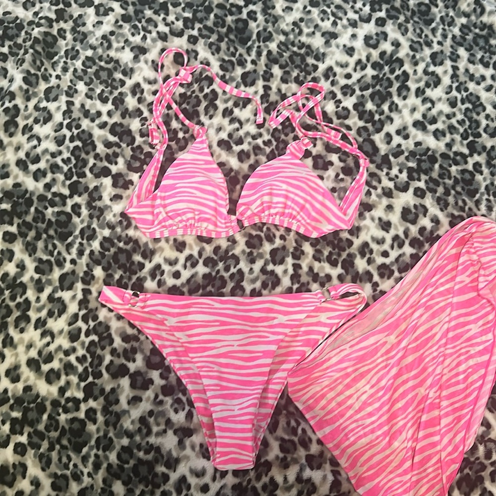 NWOT Zebra Print Bikini with Wrap